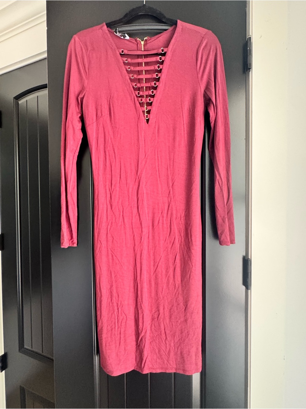 bebe Long Sleeve Lace-Up V-Neck Midi Dress in Rose Pink
